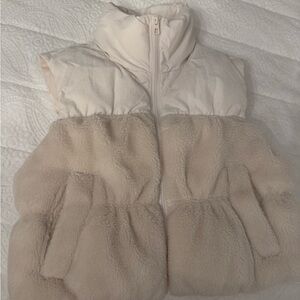 H&M Cream and Beige Puffer Faux-Sherpa Vest